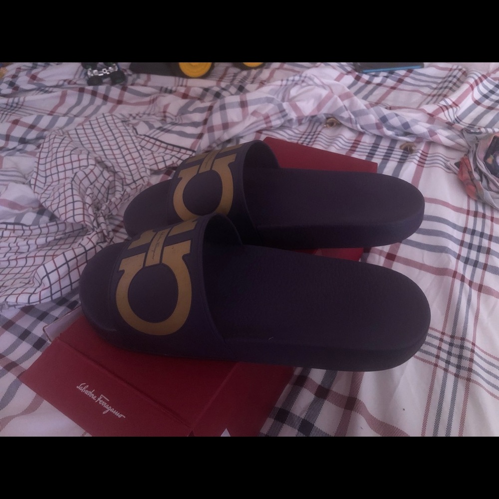 Ferragamo Slides